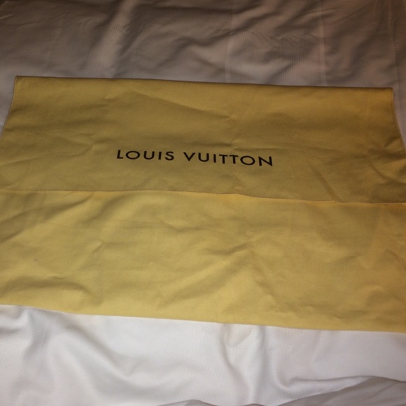 🎉🎉🎉🎉🎉Authentic dust bag🎉🎉🎉🎉🎉