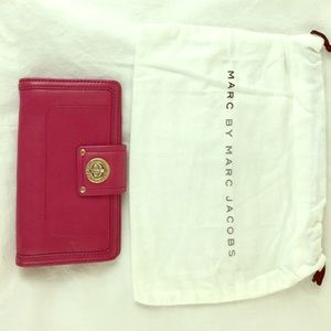 Marc By Marc Jacobs Leather Turn Lock Wallet