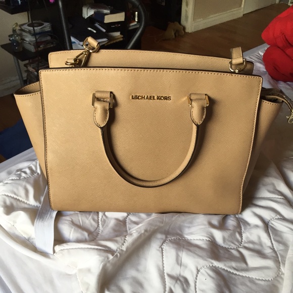 Michael kors large Selma khaki handbag