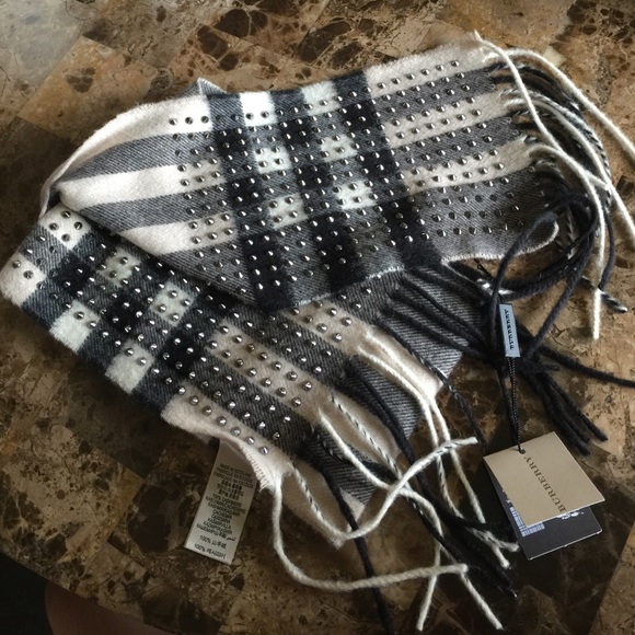 Burberry Accessories - authentic burberry scarf