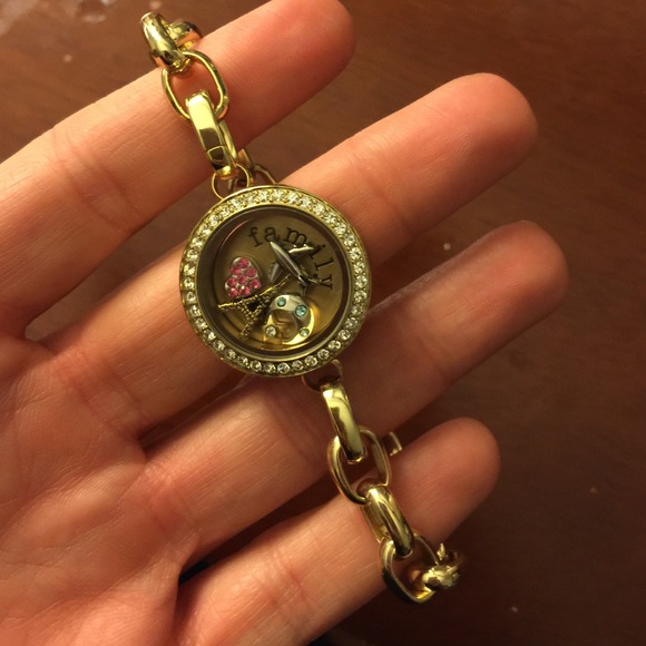 Origami owl gold bracelet - totally cute-
