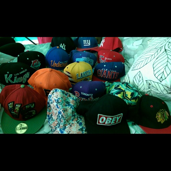 ~~~SNAPBACK LOT~~~