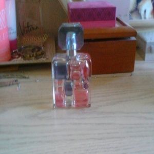 New bottle of 1.0 fl oz of radiance perfume