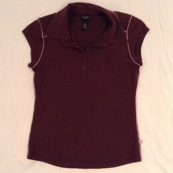 American Eagle Short Sleeve Top (Size Small)