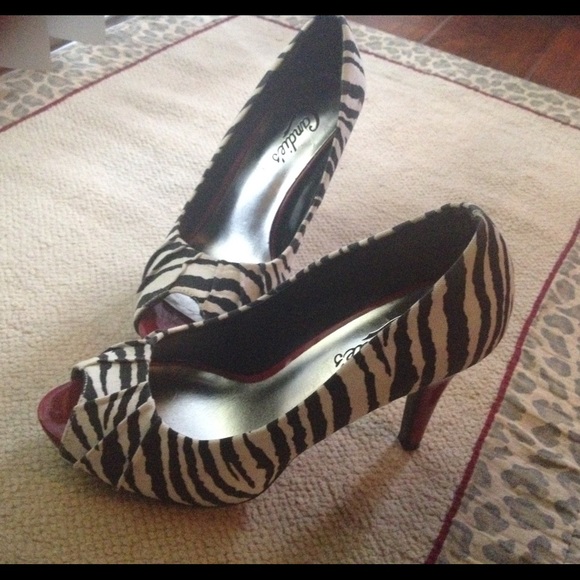 Dress sandals - Picture 4 of 4