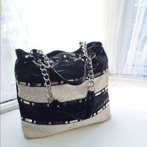 Black and white tote