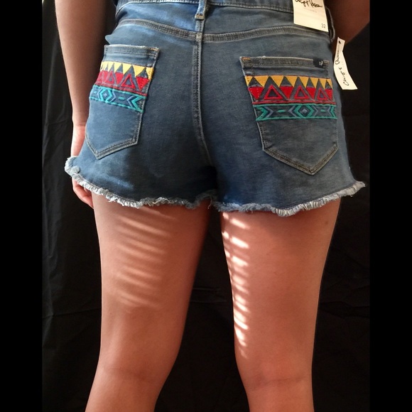 NWT Chip & Pepper jean shorts size 32 - Picture 4 of 4
