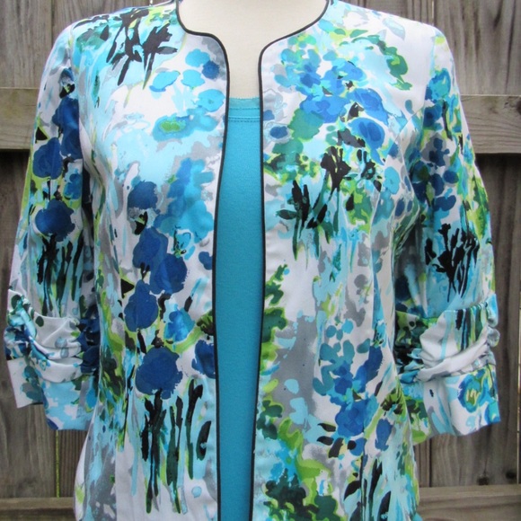 Stunning floral print jacket! - Picture 4 of 4