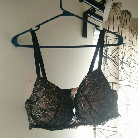 ✨✨ NWOT lace push up bra ✨✨