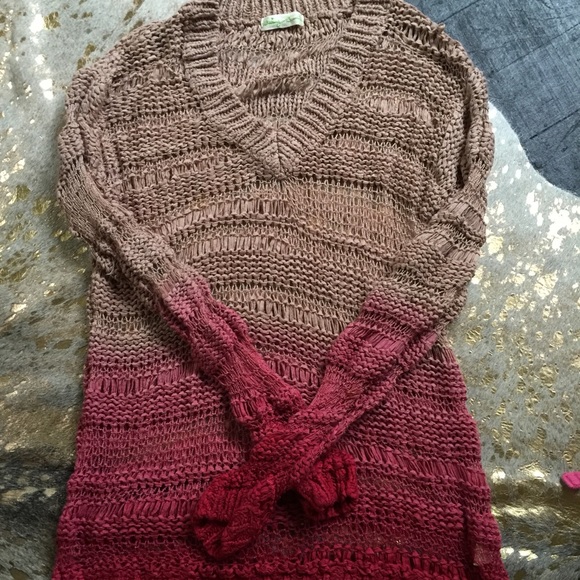 Last chance!! Pink sweater sz s