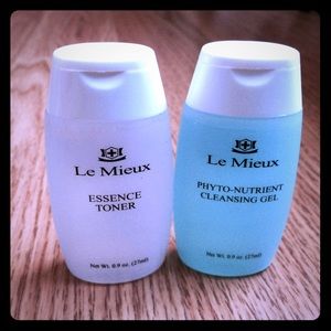 Le Mieux Essence Toner and Cleansing Gel