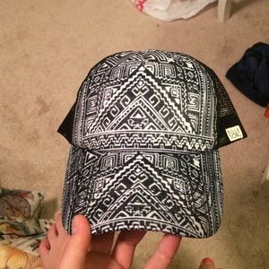 Billabong hat