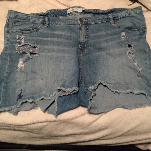 💋SOLD💋 Plus size Denim shorts!