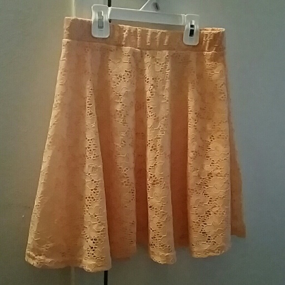 Peach/orange lacey skirt