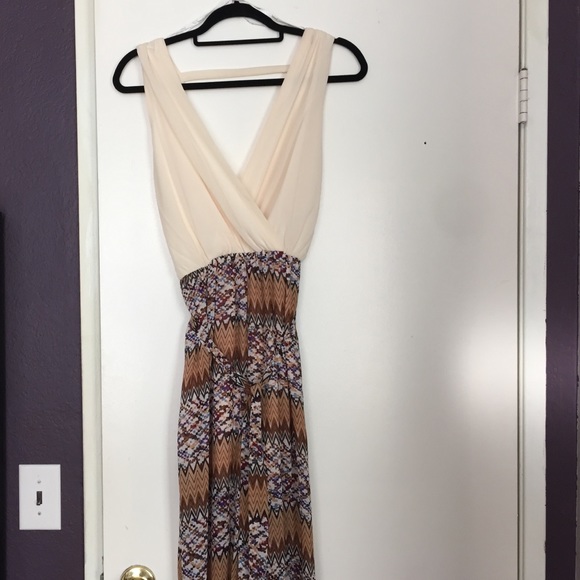 Cute Beige Jumpsuit!