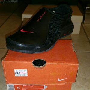 Nike light weight sneakers
