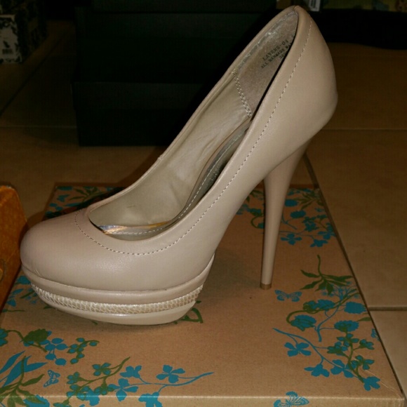 High heel shoes