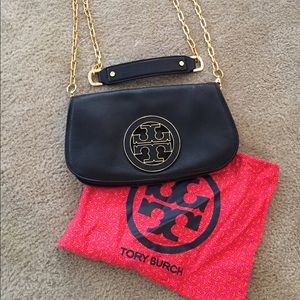 Tory Burch Amanda Clutch Black / Crossbody