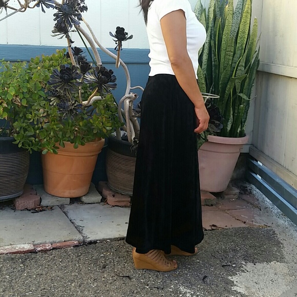 GAP black maxi skirt Small ***SOLD*** - Picture 4 of 4