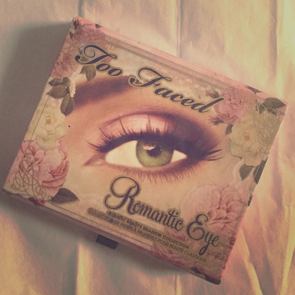 Too faced classic beauty shadow collection