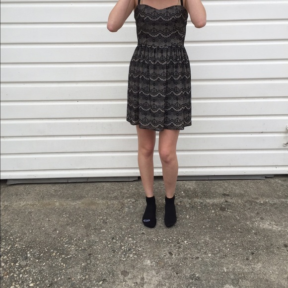 ⚡️SALE⚡️🎉HP🎉 on 7/17 Aqua Black Patterned Dress - Picture 3 of 3