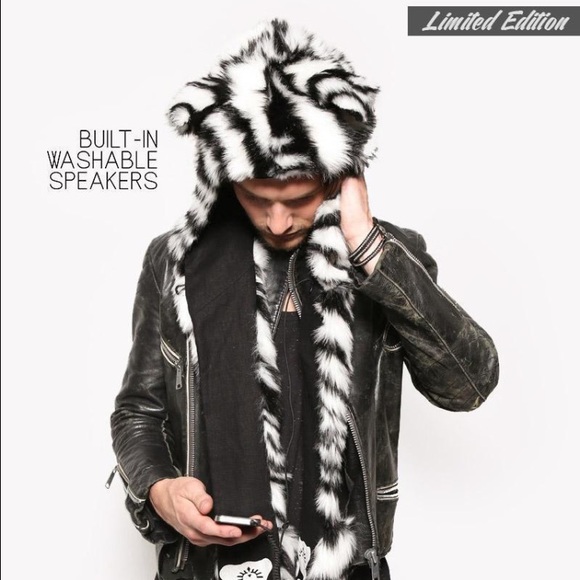 Limited Edition White Tiger Spirithood