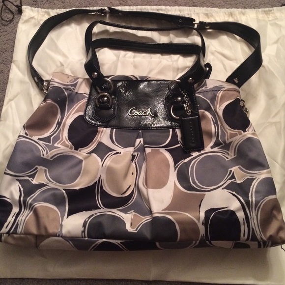 100% authentic Coach satchel handbag
