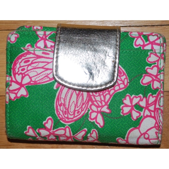 Lilly Pulitzer Handbags - Lilly Pulitzer Wallet