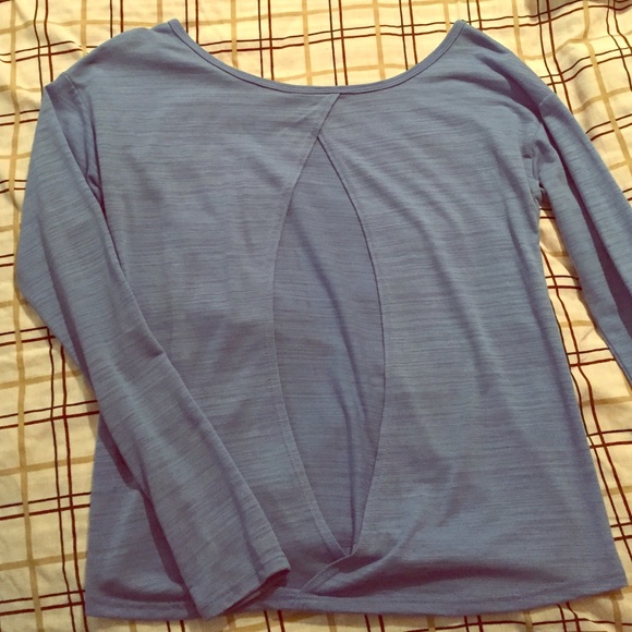 Unity key hole yoga top