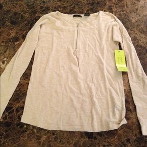 Beige zip top size small