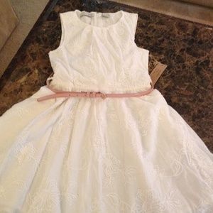 White summer belted dress kersh size M
