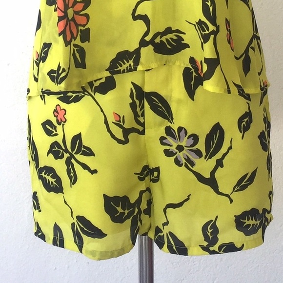NWT SET BB Dakota Backless Top & Shorts - Picture 3 of 4