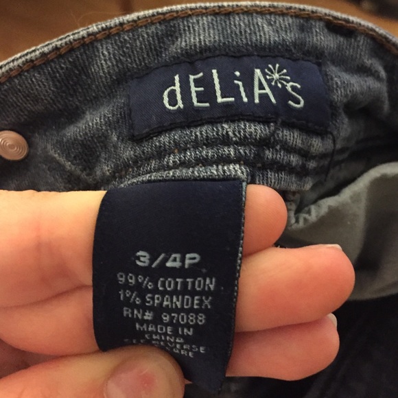 Delia's Taylor Jeans - Picture 3 of 4