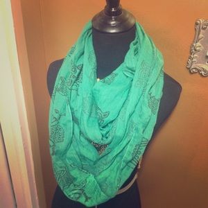 Owl circle scarf