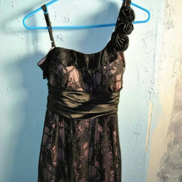 LOWBALL ME homecoming dress