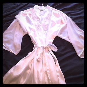 Satin robe