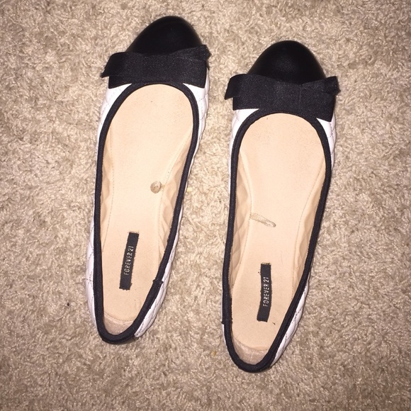 Shoes - Picture 3 of 3