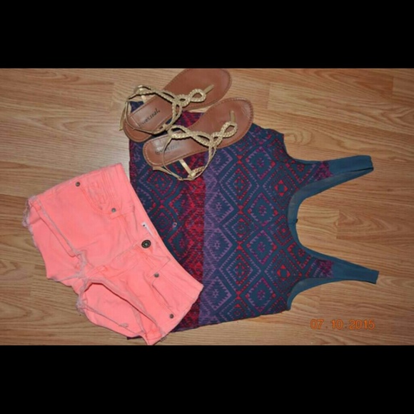 Bullhead peach shorts