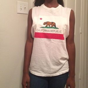 California republic muscle tee