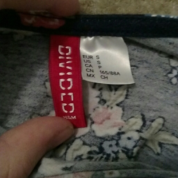 H&M Shirt - Picture 3 of 3