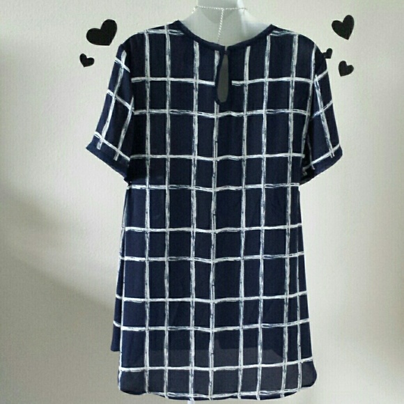 *SOLD* Lane Bryant Navy & White Weave Print Top - Picture 3 of 4
