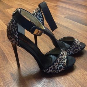 Sexy leopard print heels