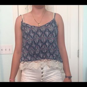 Hollister floral lace tank. straps adjustable
