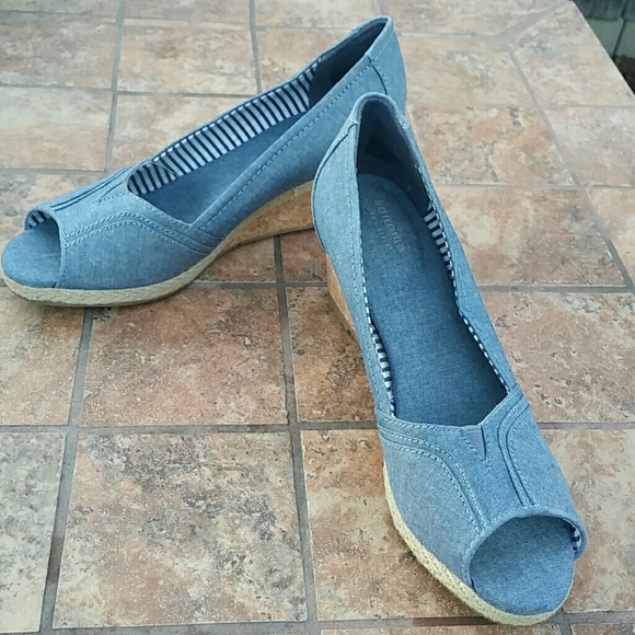 Denim Sonoma Life+Style wedge shoe