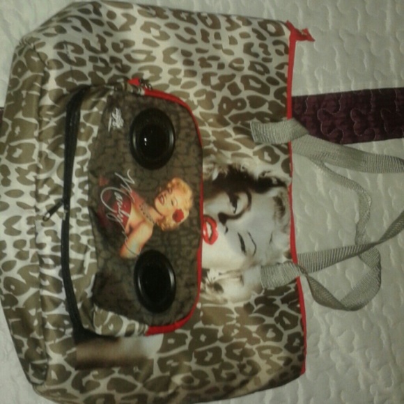 Marilyn bag with speakers.