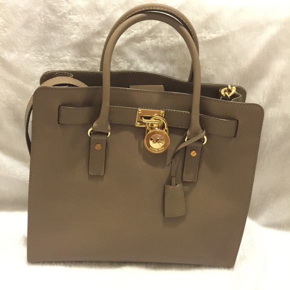 ✨Michael Kors✨HAMILTON LARGE SAFFIANO LEATHER TOTE - Picture 6 of 8