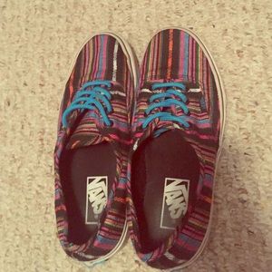 Vans size 5.5 mens and women size 7.