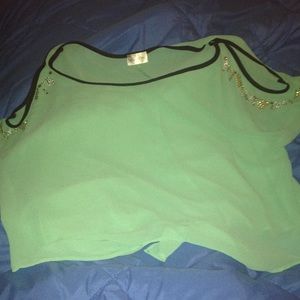 Short sleeve crop top