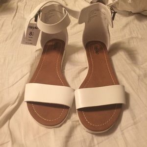 BNWT sandals