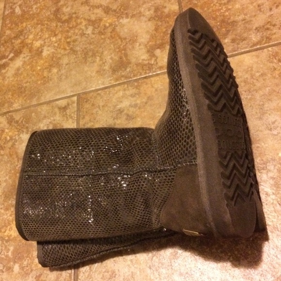 UGG Shoes Authentic Brown Snakeskin Uggs Poshmark